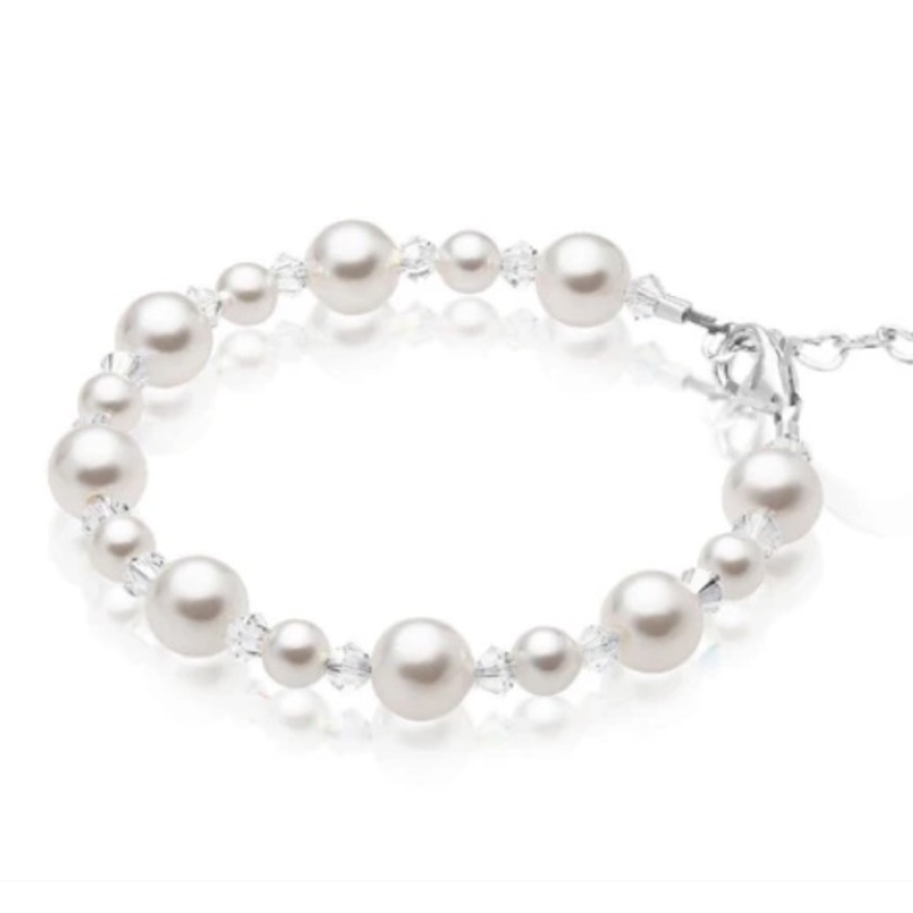 Pearl and crystal sterling silver bracelet for baby ✨🤍
